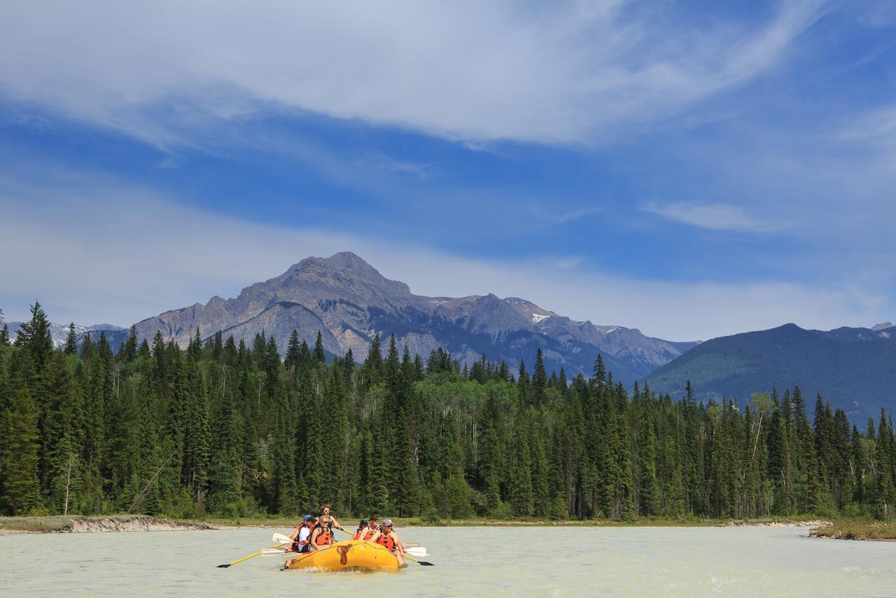 غولدن Whitewater Lodge المظهر الخارجي الصورة